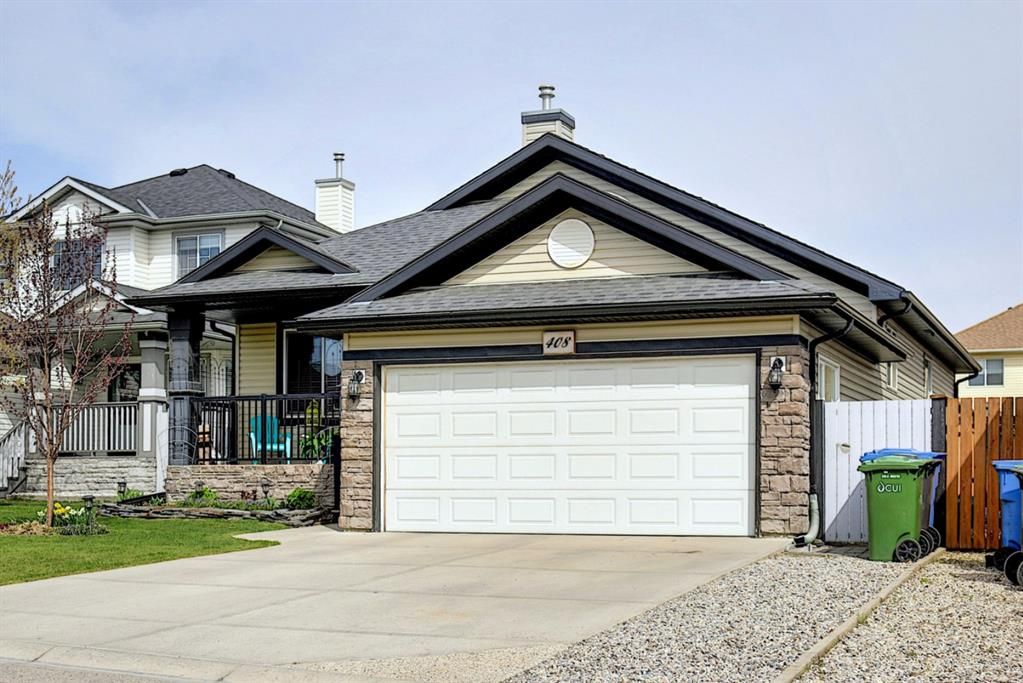 New property listed in Chestermere, Chestermere